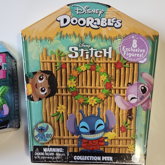 Disney Doorables Stitch Collection Peek & Stitch's Surf Shack - Picture 2 of 4
